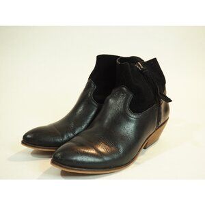 Frye & Co "Rubie" Black Leather Pointed Toe Western Style Ankle Boots, Sz 6.5 US